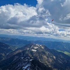 Flugwegposition um 12:46:15: Aufgenommen in der Nähe von Gemeinde Turnau, Österreich in 2192 Meter